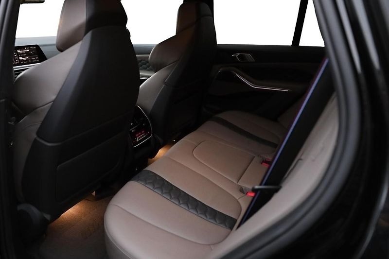 BMW X5 M - fotka 14 z 18