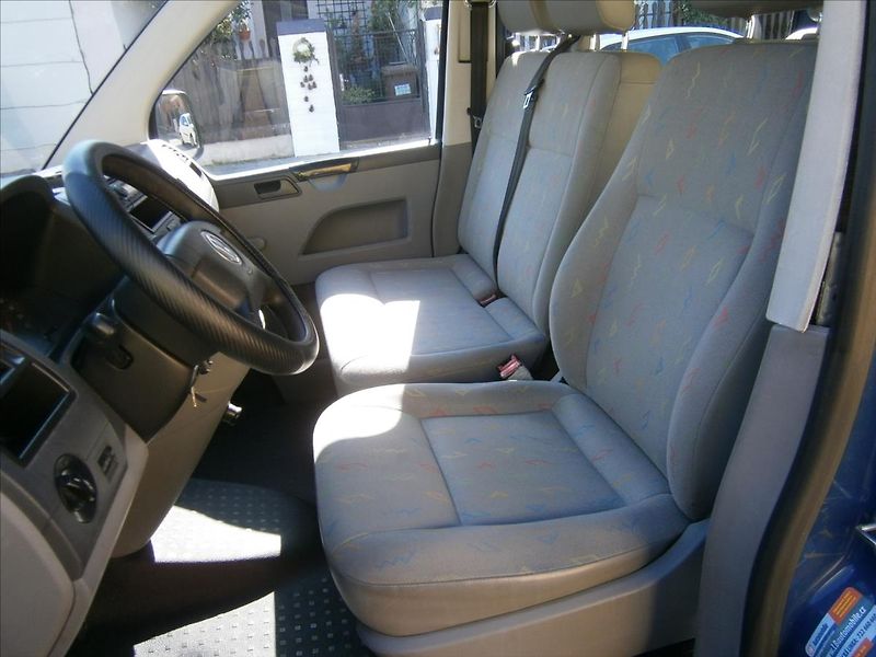 Volkswagen Transporter 1,9 TDI 77 KW 6 MÍST L2H2 - fotka 11 z 13