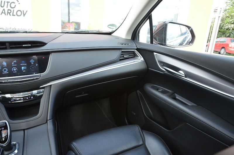Cadillac XT5 (2019) 3.6 V6 231kW AWD Premium  - fotka 28 z 48