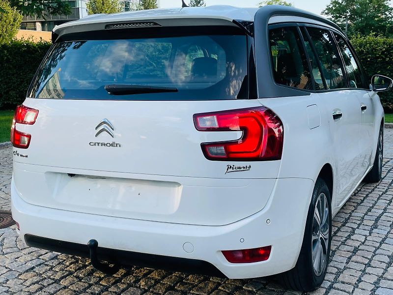 Citroën Grand C4 Picasso 2.0HDi MANUÁL KAMERA TAŽNÉ - fotka 12 z 48
