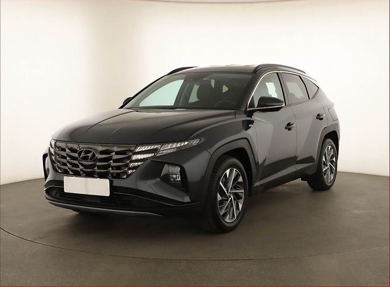 Hyundai Tucson (2023) 1.6 T-GDI 48V MHEV - fotka 2 z 21