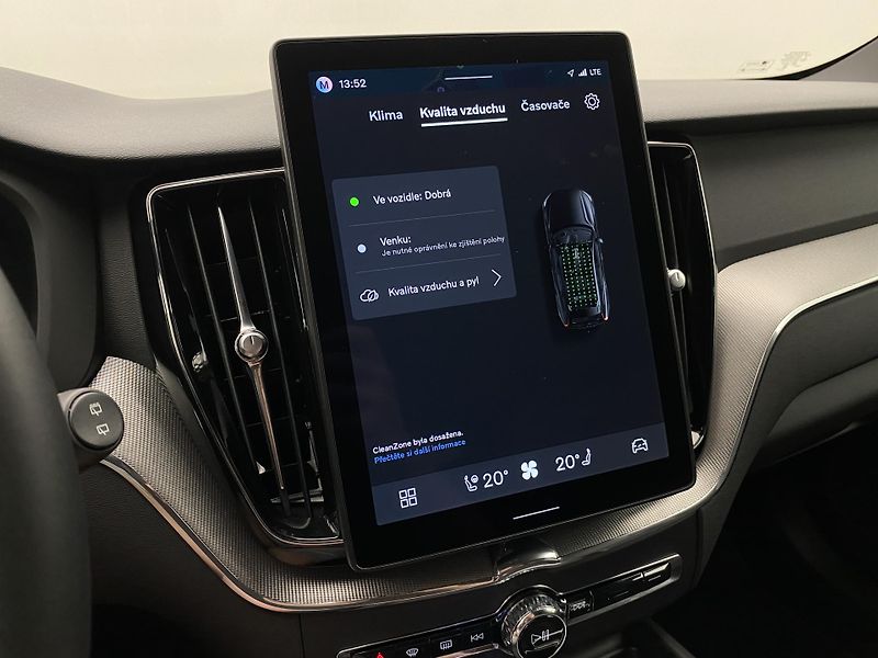 Volvo XC60 T6 AWD RECHARGE BLACK EDITION - fotka 40 z 61