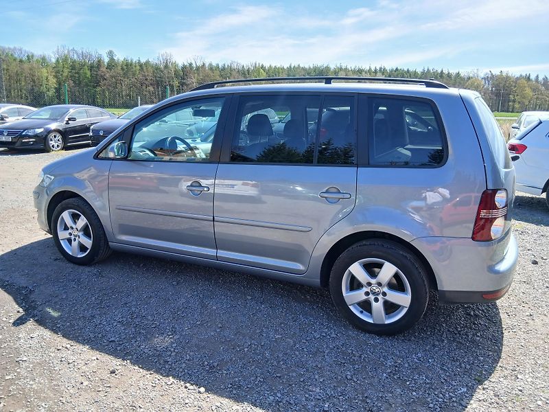Volkswagen Touran 1.9 TDI, United, 6 rychl. - fotka 14 z 34