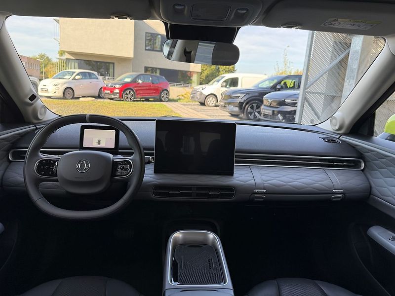 Dongfeng Ostatní E3 360° kamera 42kWh - fotka 12 z 37