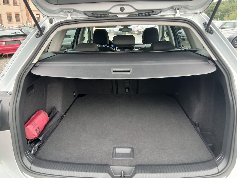 Volkswagen Golf 8, 2.0tdi, automat, ALU 17