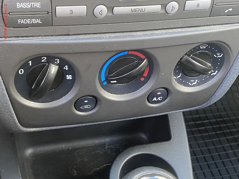 Ford Fusion (2009) 1.4i, ČR, AC - fotka 14 z 15