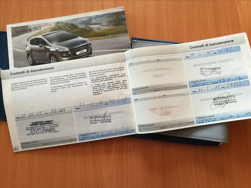 Peugeot 3008 1,6 i - fotka 17 z 19