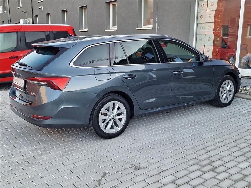 Škoda Octavia 1.5TSI 110kW DSG Style,1.Maj. - fotka 11 z 50