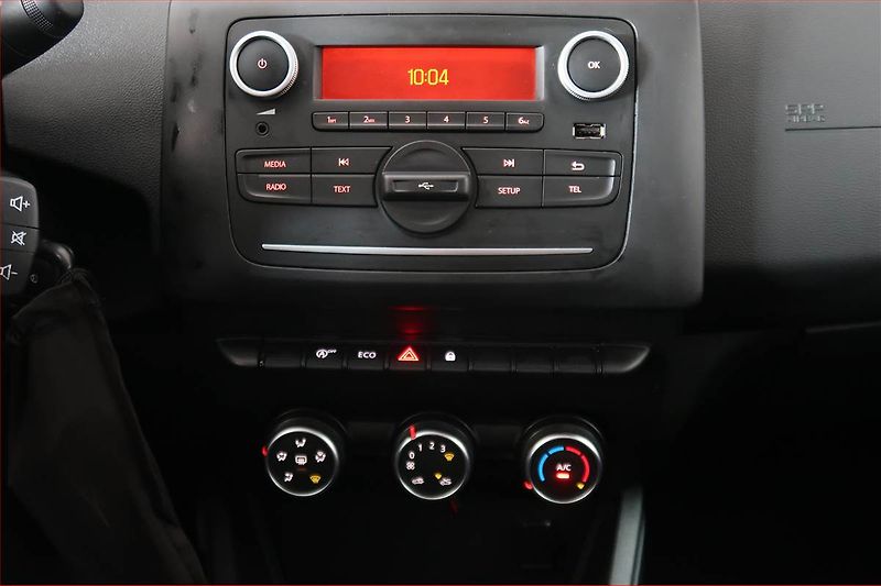 Dacia Duster (2020) 1.0 TCe, LPG, ČR,1.maj - fotka 12 z 17