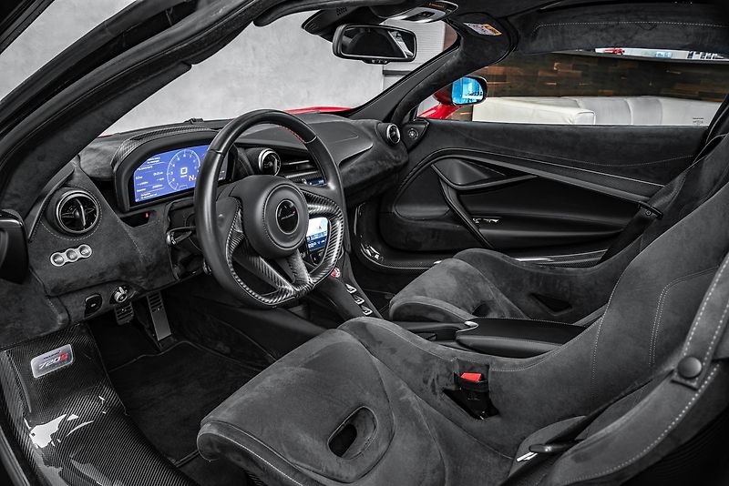 McLaren 720S Novitec, záruka - fotka 27 z 35