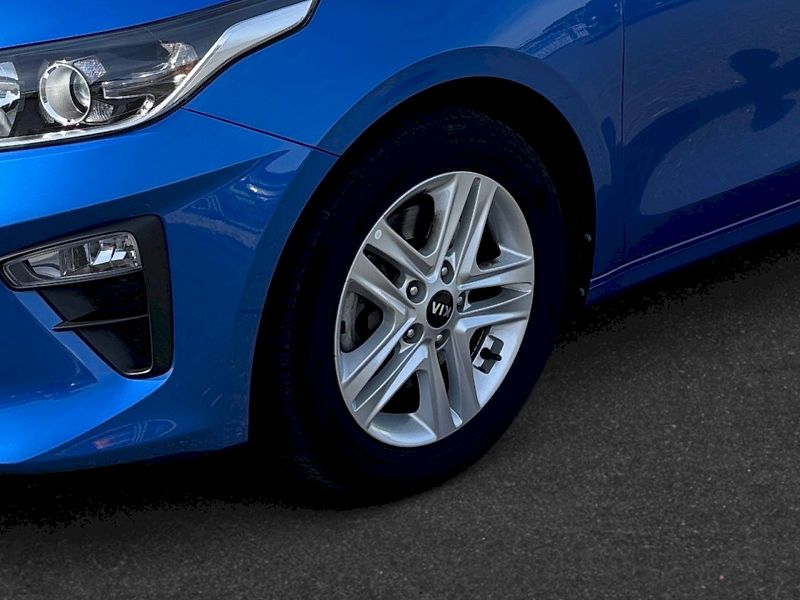 Kia Ceed (2021) - fotka 15 z 27