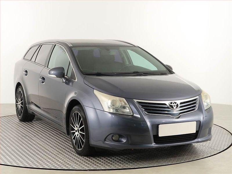 Toyota Avensis (2009) 1.8 Valvematic, Tempomat - fotka 1 z 17