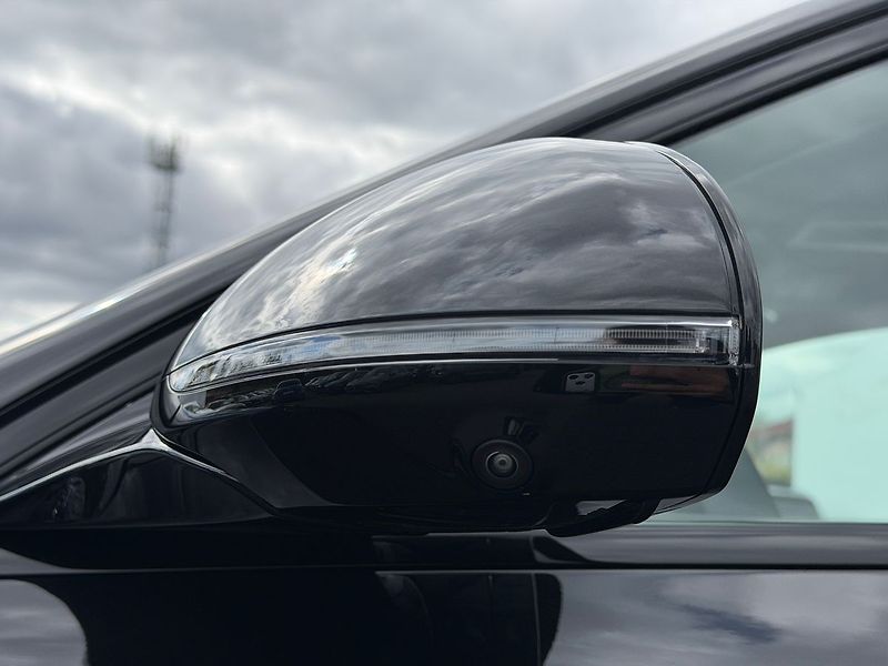 Mercedes-Benz Třídy E (2026) Mercedes-AMG E 53 HYBRID 4MATI - fotka 24 z 37