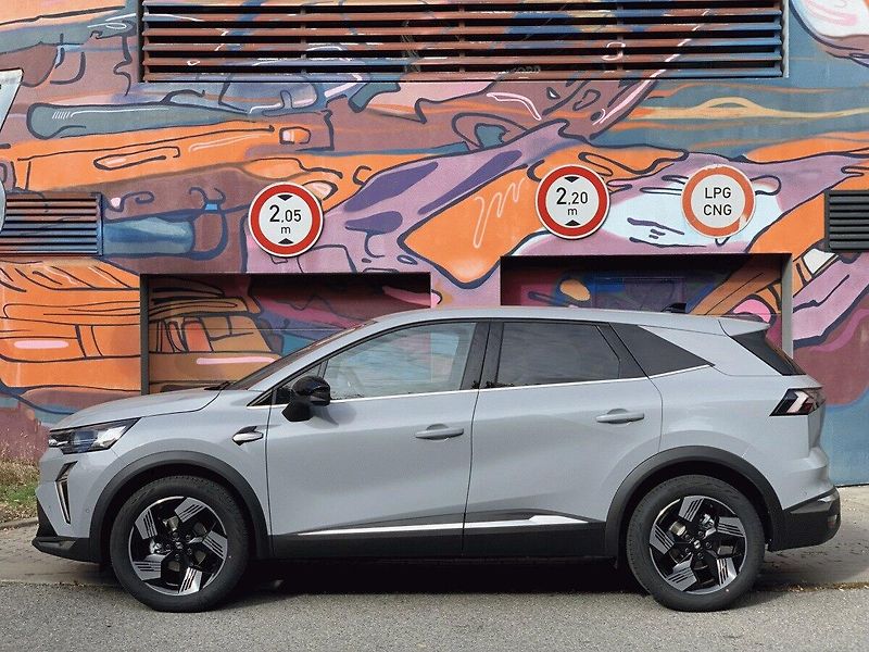 Renault Symbioz (2026) Techno mild hybrid 140 EDC - fotka 3 z 8