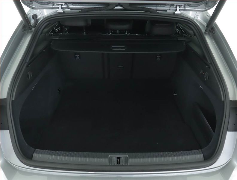 Volkswagen Arteon (2023) 2.0 TDI - fotka 14 z 19