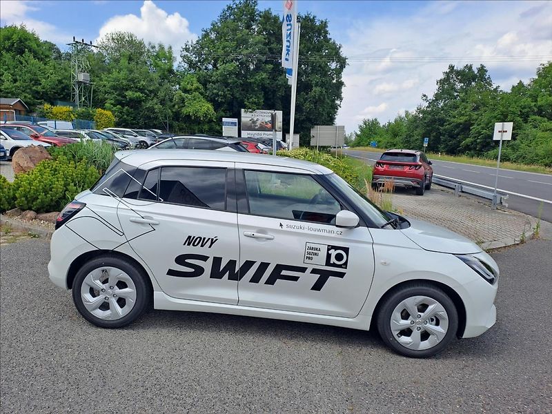 Suzuki Swift 1,2 PREMIUM HYBRID MY26 - fotka 4 z 20