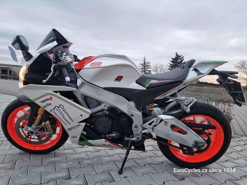 Aprilia RSV4 R.