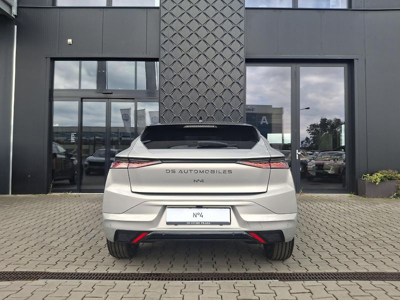 DS Automobiles DS N°4 (2026) N°4 ETOILE HYBRID 145          - fotka 3 z 29
