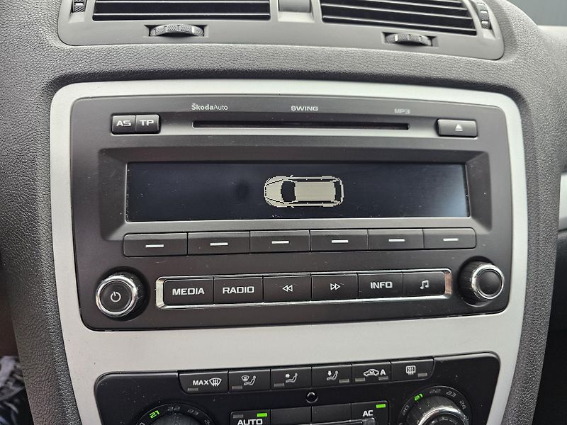 Škoda Octavia 1.2 TSI 77kW, REZERVACE - fotka 25 z 43