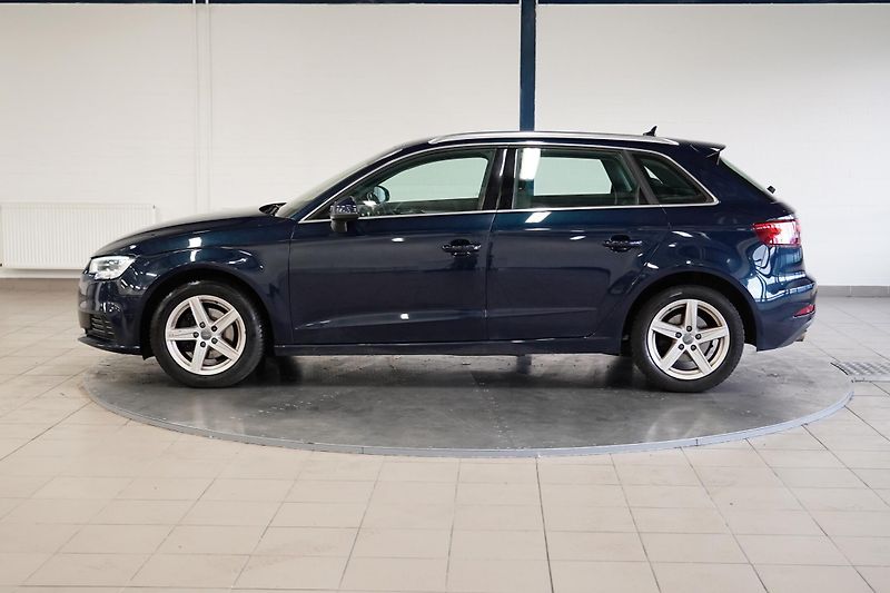 Audi A3 - fotka 3 z 27