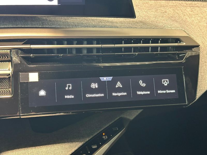 Peugeot 5008 (2026) GT Hybrid 145 e-DCS6 - fotka 14 z 21