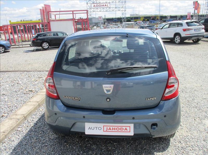 Dacia Sandero 1,4 i, klimatizace, serviska, - fotka 7 z 29