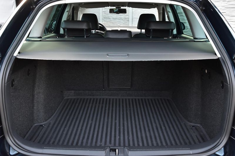 Škoda Octavia 2.0 TDi CR ELEGANCE,FACE,XENON - fotka 42 z 46