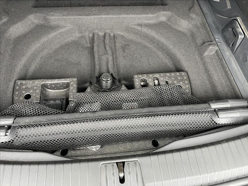 Volkswagen Touran 2,0 TDi 110kw Highline Panoram - fotka 10 z 48