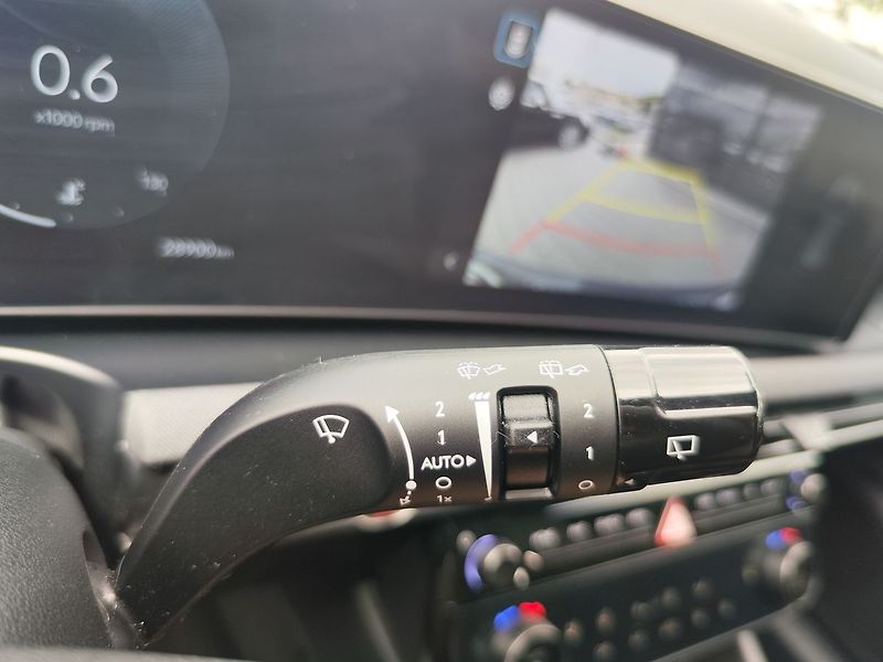 Hyundai Tucson 1.6 T-GDI/118kW N-Line DCT - fotka 29 z 35