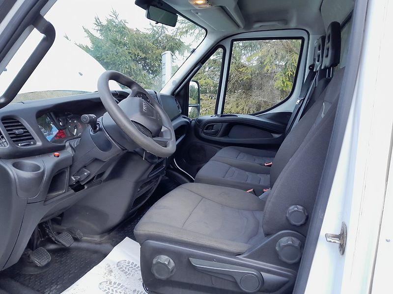 Iveco 35S18 3,0L 10 palet čelo - fotka 33 z 39