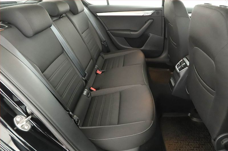 Škoda Octavia (2018) 1.4 TSI, ČR,1.maj, Tempomat - fotka 7 z 14