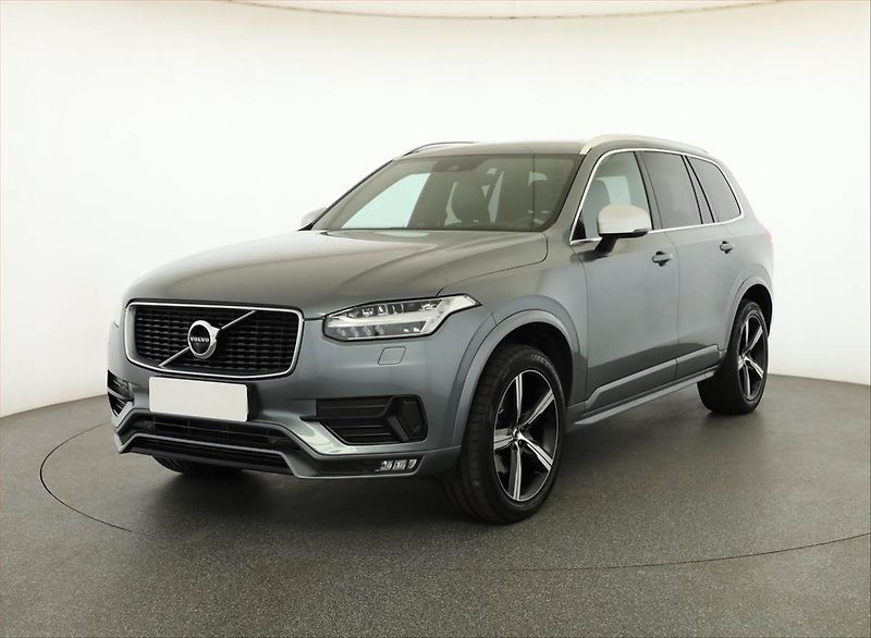 Volvo XC90 (2019) R-Design D5 AWD - fotka 2 z 21