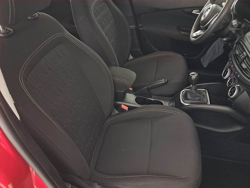 Fiat Tipo (2023) 1.6 MultiJet, ČR,1.maj - fotka 9 z 20