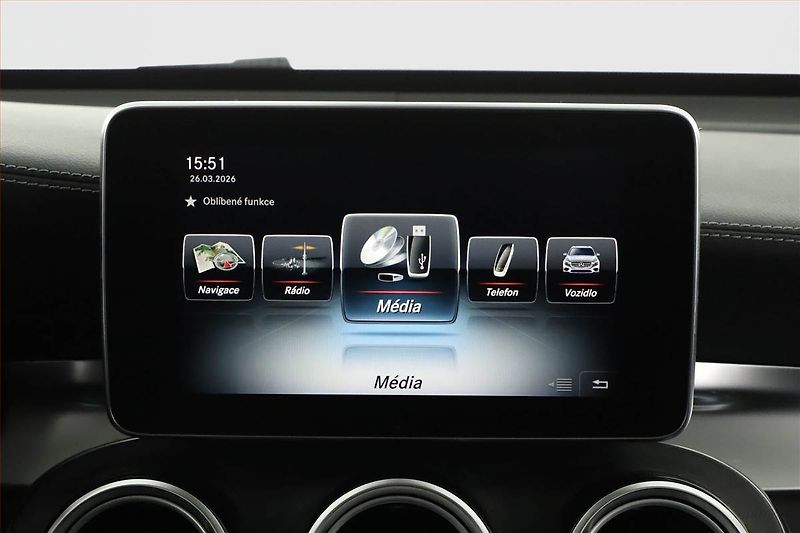 Mercedes-Benz GLC (2017) Avantgarde 250 d 4MATIC - fotka 16 z 21