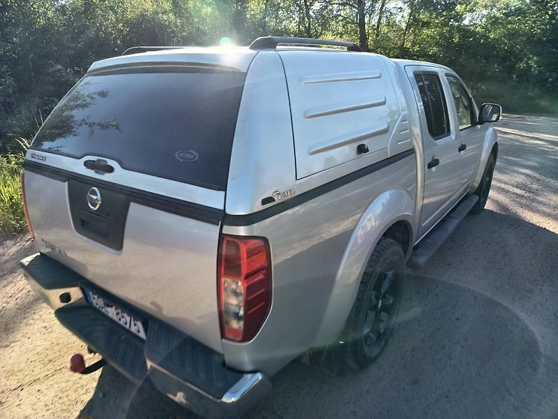 Nissan Navara (2010) - fotka 22 z 33
