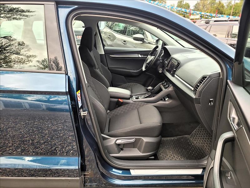 Škoda Karoq 1,5 TSI,DSG,navi,110kw - fotka 12 z 49