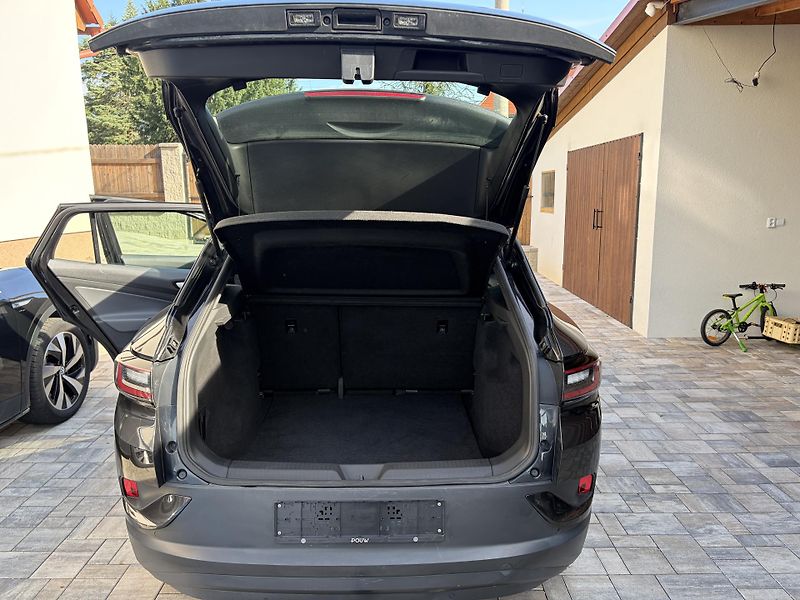 Volkswagen ID.4 (2021) 77kwh, 150kw, SOH 96%, tazne - fotka 11 z 14