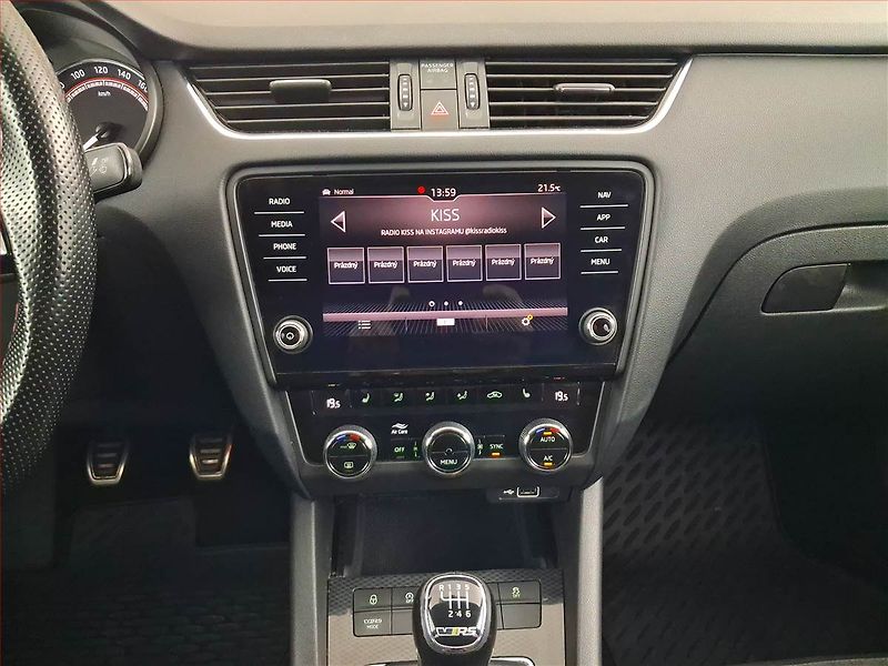 Škoda Octavia (2018) RS 2.0 TDI, Kůže, Navi - fotka 12 z 19