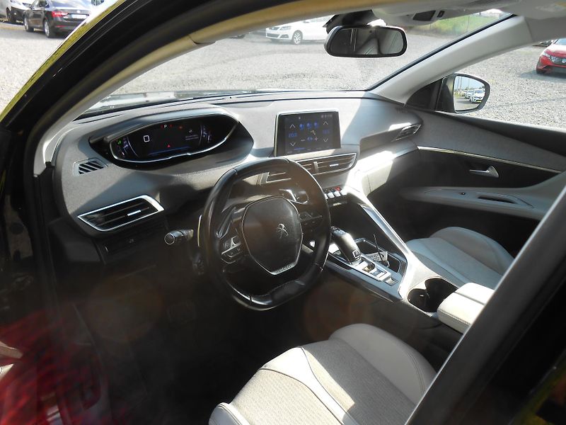 Peugeot 5008 Allure, Kůže,7míst - fotka 19 z 42