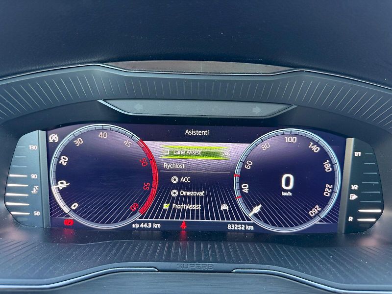 Škoda Superb (2022) 2.0TDI 110kW Style Matrix Manu - fotka 15 z 35