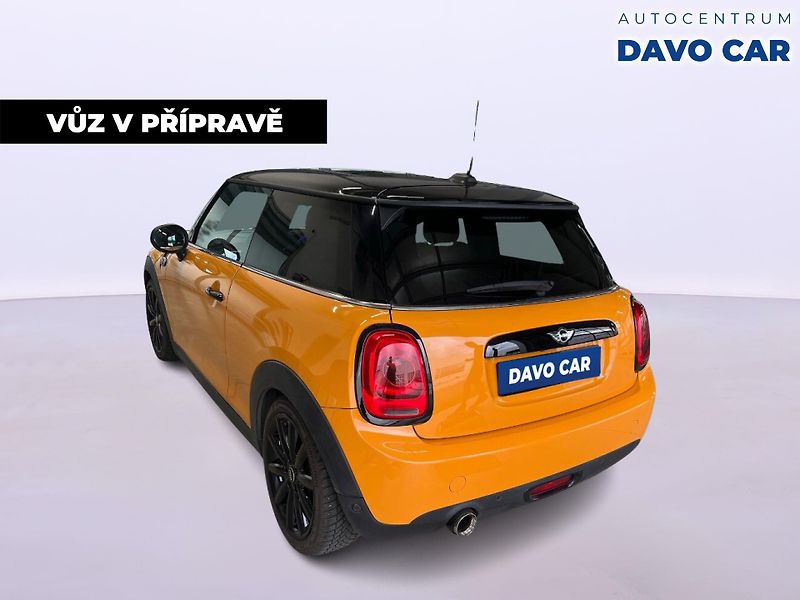 Mini Cooper 1,5 100kW Aut. Kamera - fotka 4 z 12