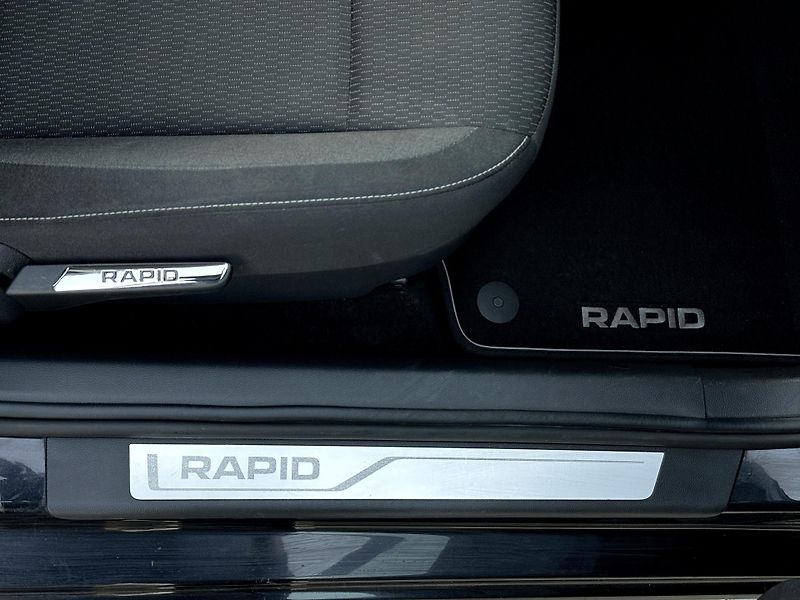 Škoda Rapid (2015) - fotka 15 z 17