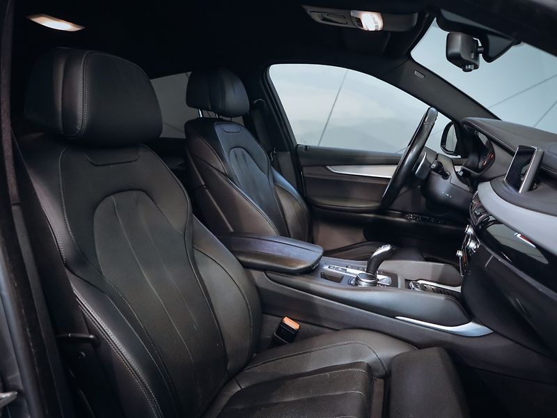 BMW X6 40d xDrive 230kW M-Sport - fotka 23 z 27