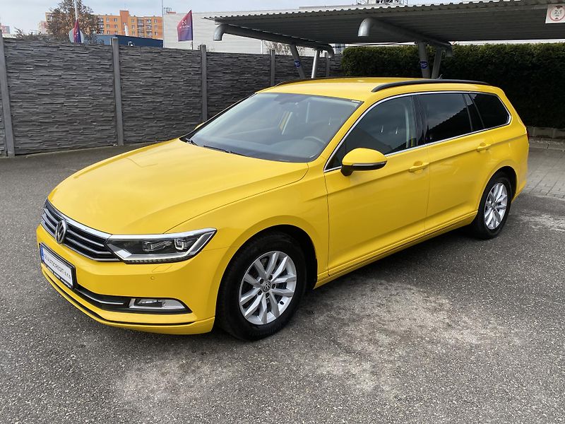 Volkswagen Passat (2019) 2,0 TDi Comfortline  - fotka 1 z 49