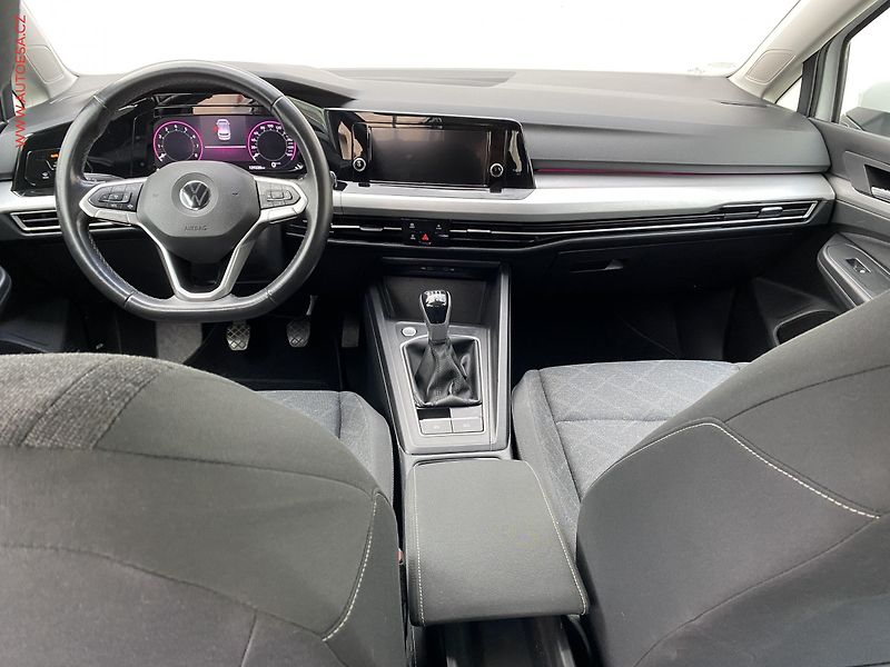 Volkswagen Golf (2020) 1.0TSi, ČR, Life, LED - fotka 8 z 18