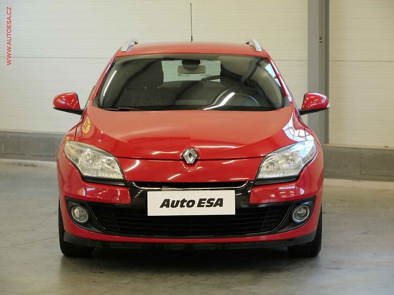 Renault Mégane (2012) 1.5 dCi, ČR, autoAC - fotka 2 z 23
