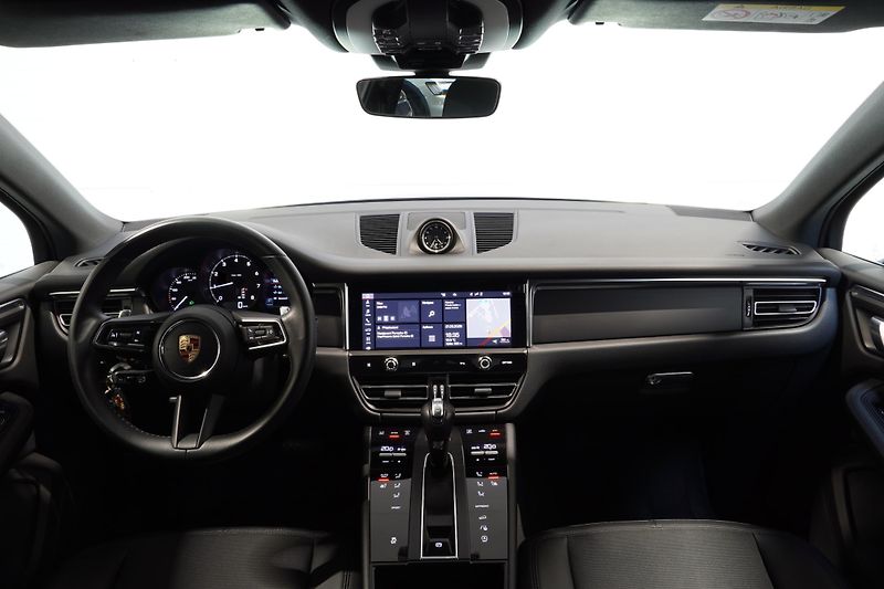 Porsche Macan 2.0TSI,1.MAJ,ČR,DPH,Adapt.Temp - fotka 18 z 27