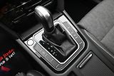 Volkswagen Passat 2,0 TDI 110 kW DSG Business Zá - náhled 23
