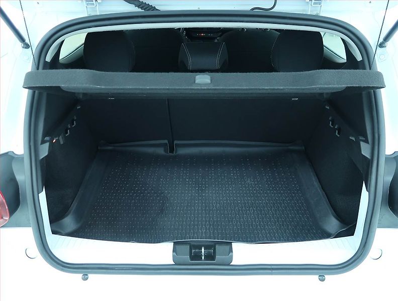 Dacia Sandero (2022) 1.0 TCe LPG, LPG, Serv.kniha - fotka 13 z 17