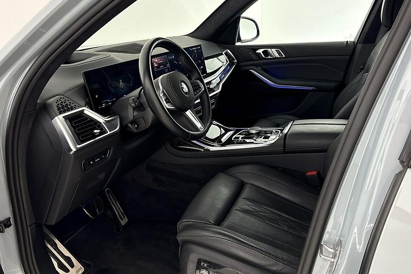 BMW X7 xDrive40d - fotka 7 z 30